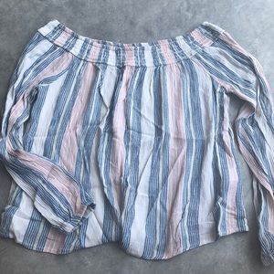 Off the shoulder long sleeve